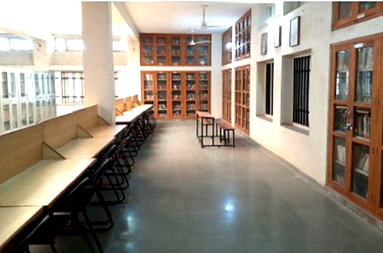 Central Library & Digital DELNET